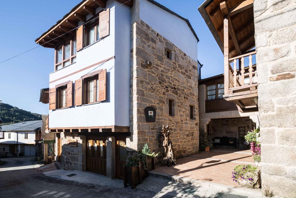 Hôtel Arbores de Lenda à A Veiga  Extérieur photo