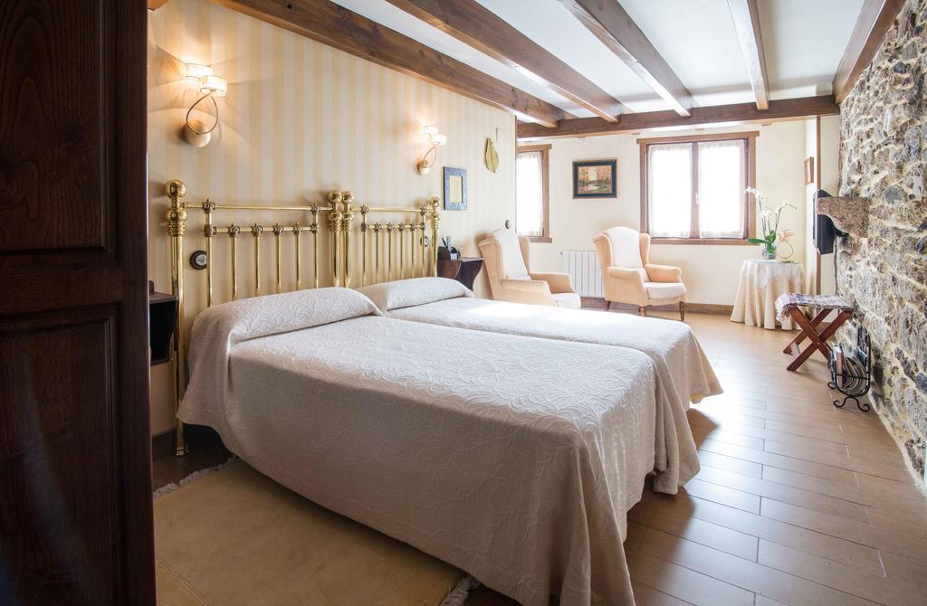 Hôtel Arbores de Lenda à A Veiga  Extérieur photo